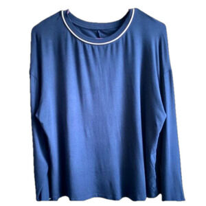 Stars Above Navy long sleeve pajama top // L